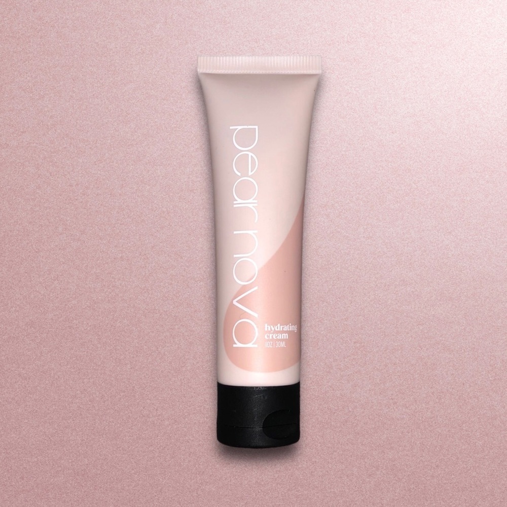 New Pear Nova Hydrating Cream in Coconut & Eucalyptus